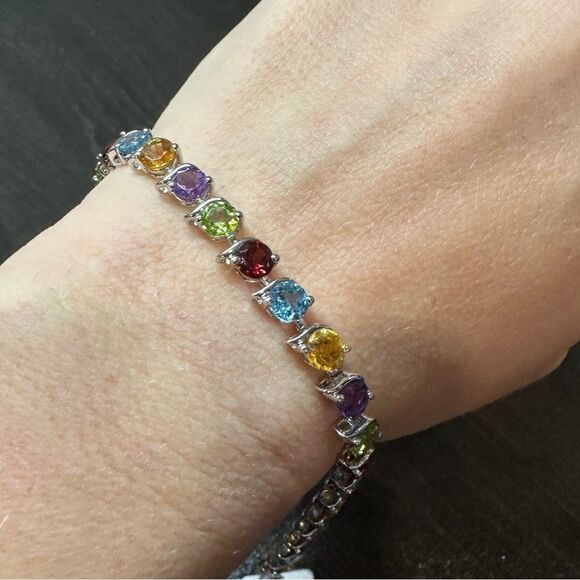 Multi gemstone and sterling silver tennis bracelet! - Picture 4 of 9
